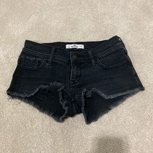 Black Hollister shorts